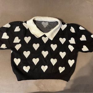 Girls crop knit sweater with hearts. NWOT
